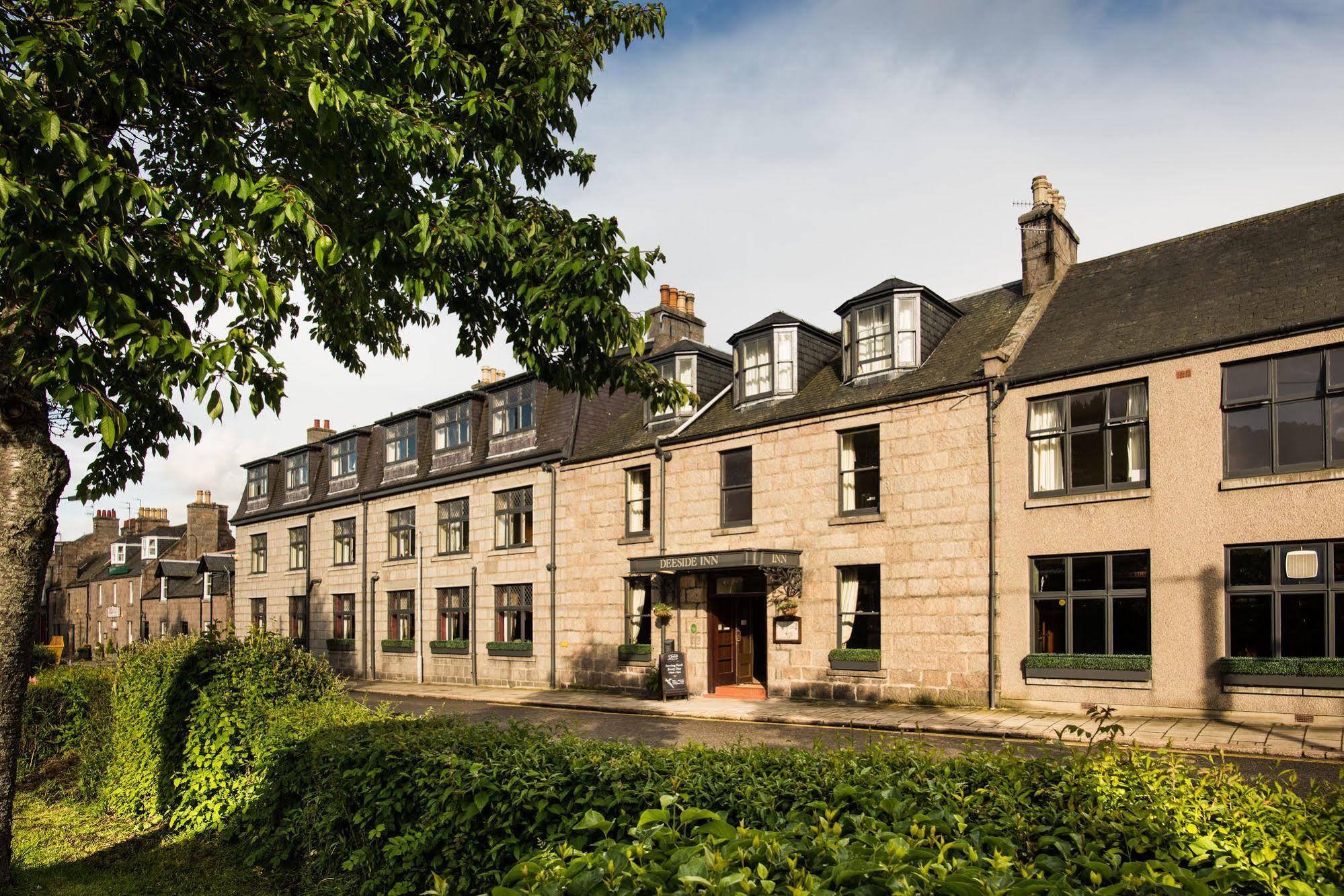 Balmoral Arms Hotel Ballater Exterior foto